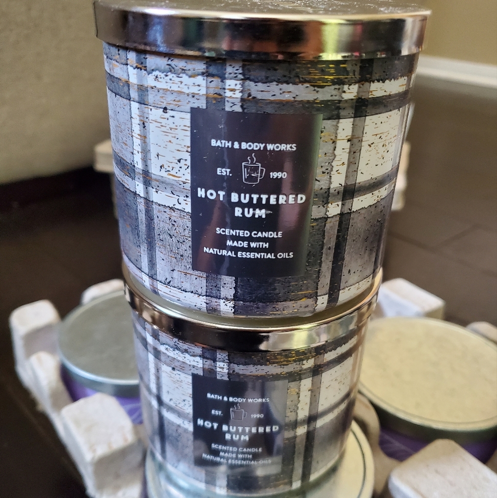Bath and Body Works Hot Buttered Rum Candle
